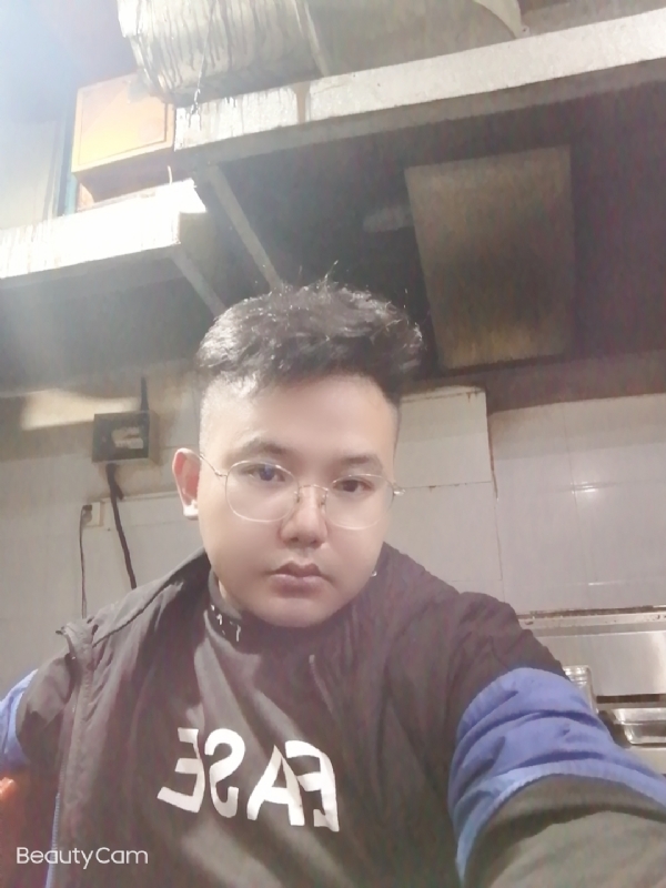 棒哥的第一张照片--宿迁相亲服务中心