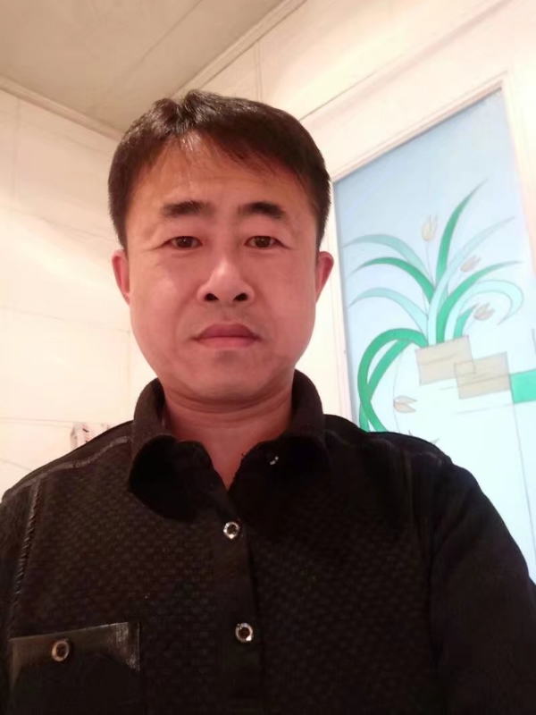 坦率的第一张照片--宿迁相亲服务中心