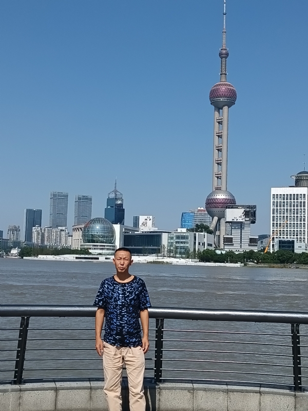 伪装浪漫的第一张照片--宿迁相亲服务中心