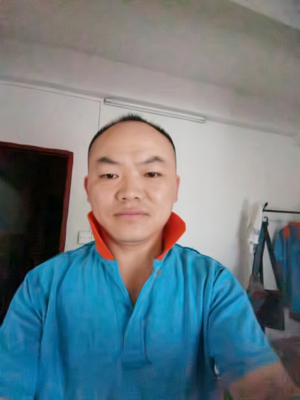 与子携老的第五张照片--宿迁相亲服务中心