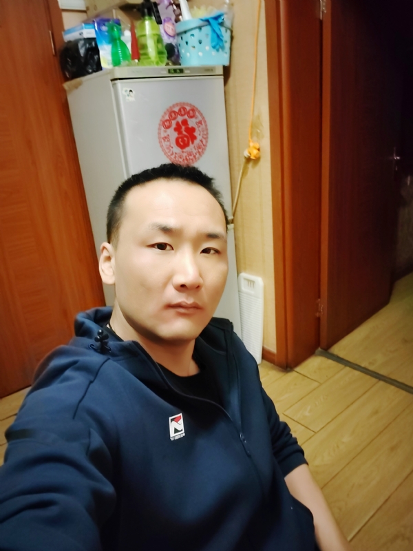 子昂的第一张照片--宿迁相亲服务中心