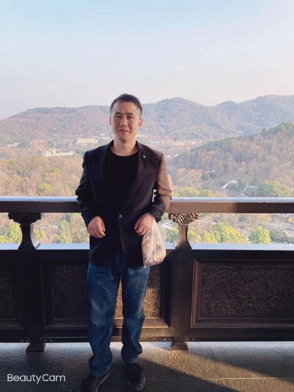 周周的第二张照片--宿迁相亲服务中心