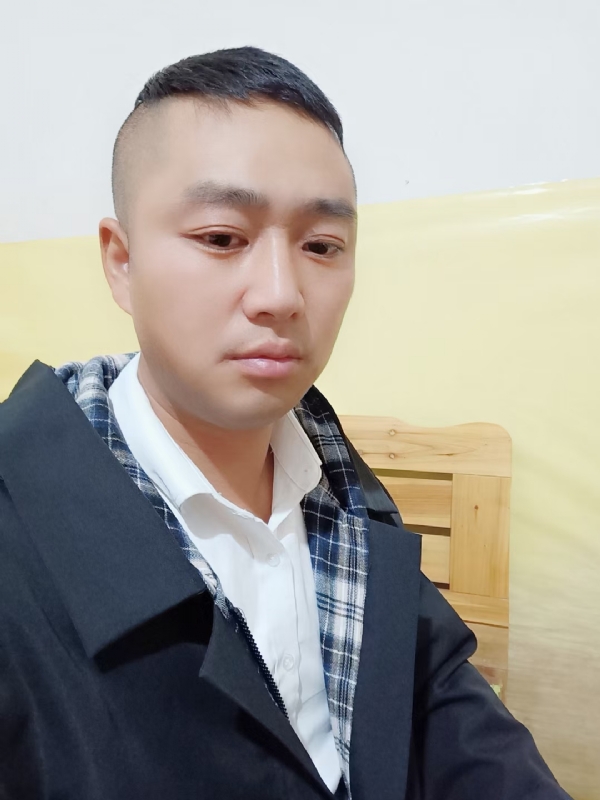 小天的第一张照片--宿迁相亲服务中心