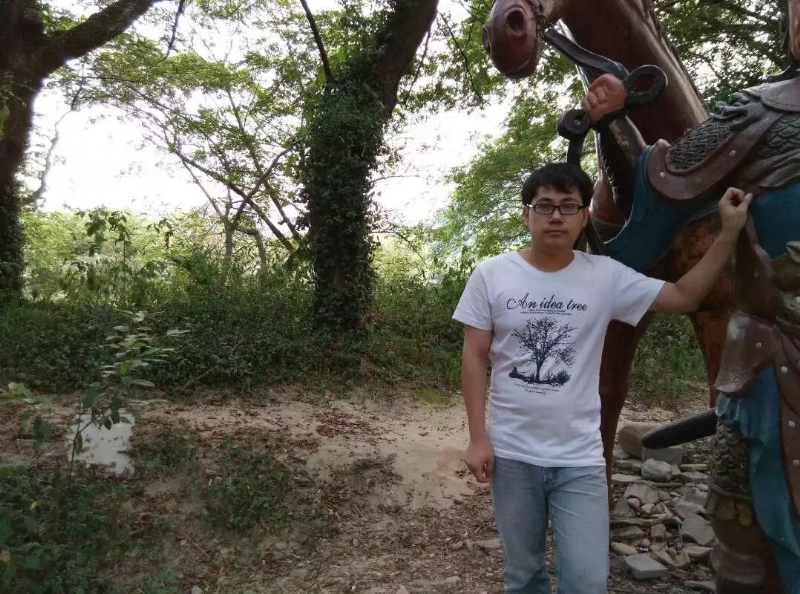 峰的第一张照片--宿迁相亲服务中心