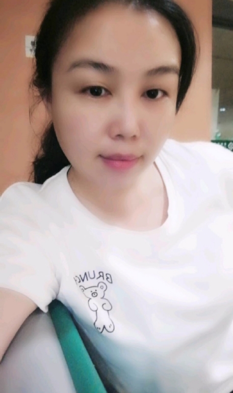 淡淡的云的第四张照片--宿迁相亲服务中心