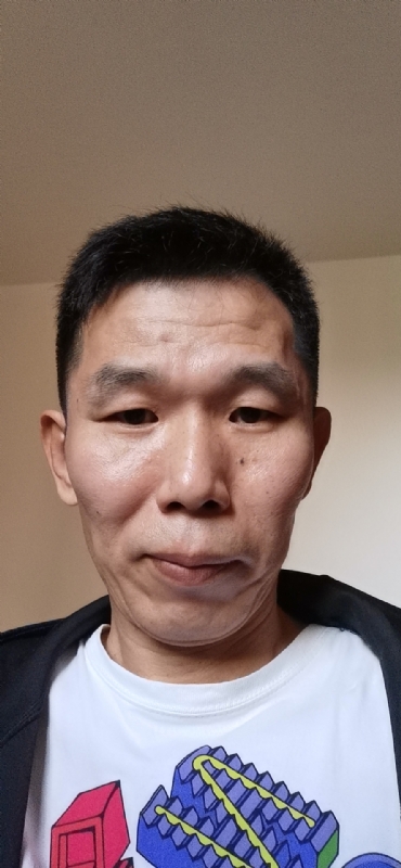 晃晃悠悠的第一张照片--宿迁相亲服务中心