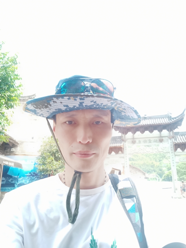 童群海的第一张照片--宿迁相亲服务中心