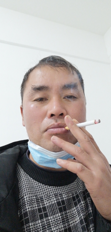 龙心的第一张照片--宿迁相亲服务中心