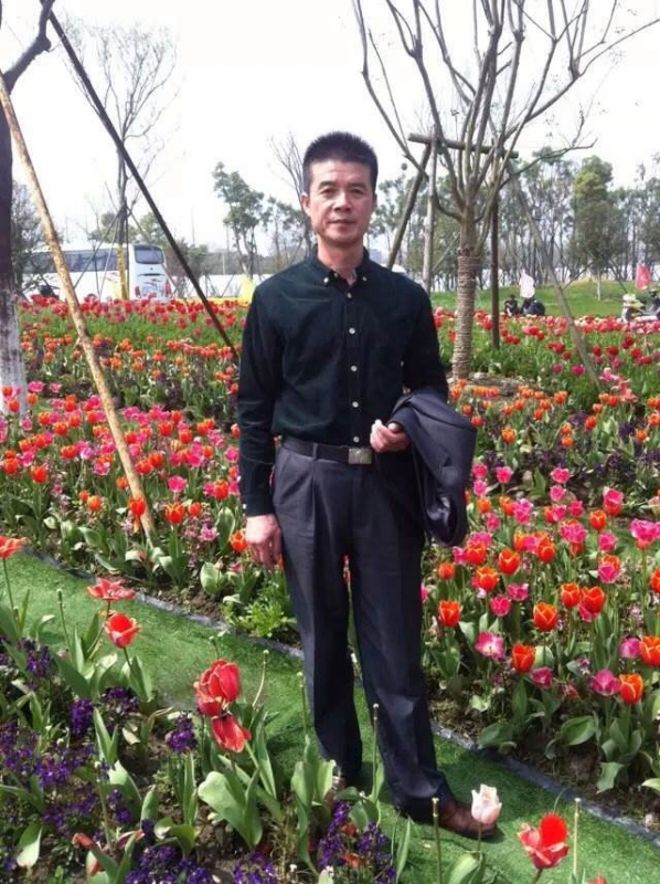 蓝天的第一张照片--宿迁相亲服务中心