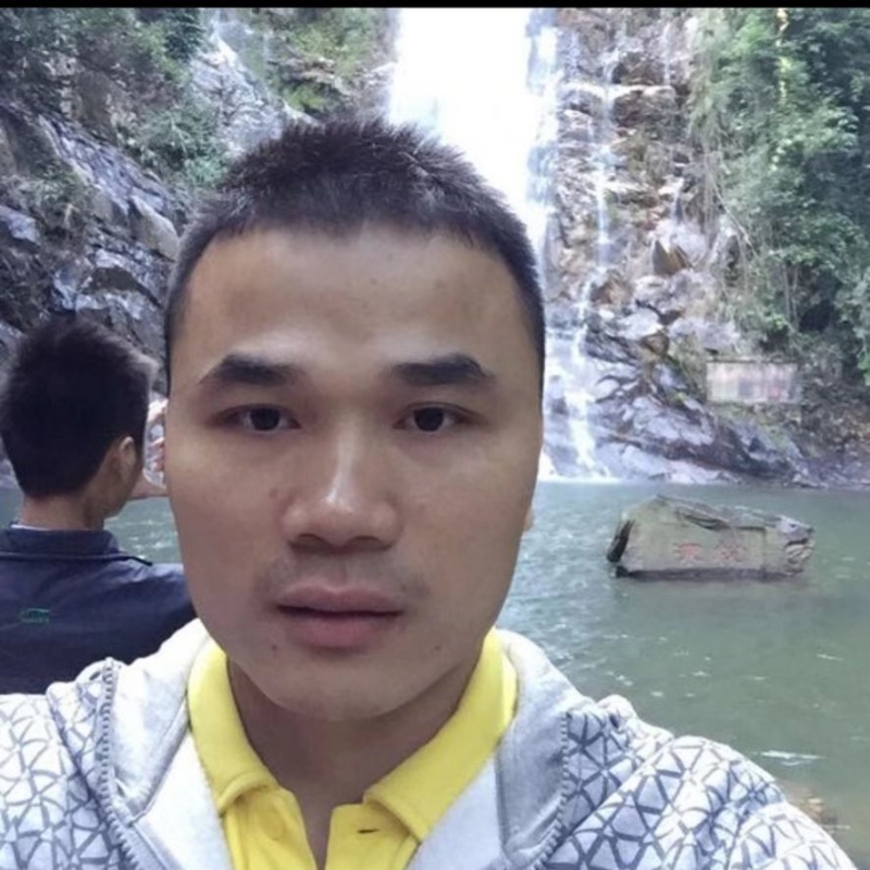 老梁的第一张照片--宿迁相亲服务中心