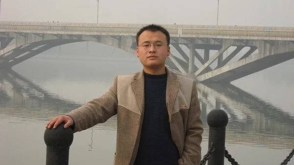 云中望月的第一张照片--宿迁相亲服务中心