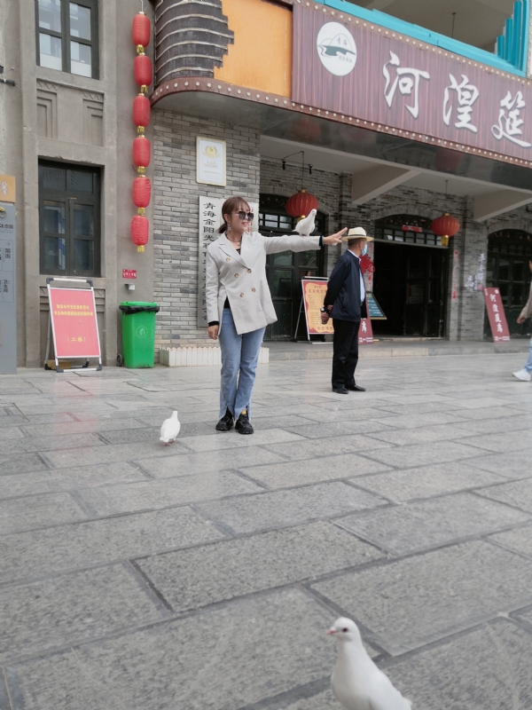 艳艳的第一张照片--宿迁相亲服务中心