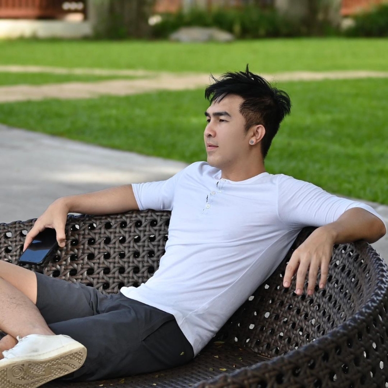 老曾的第一张照片--宿迁相亲服务中心