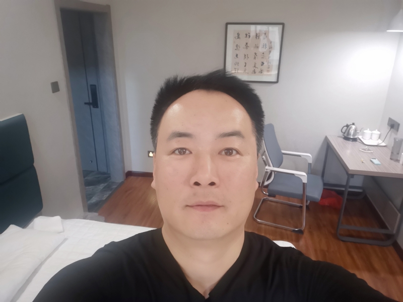 莫待花落空折枝的第一张照片--宿迁相亲服务中心