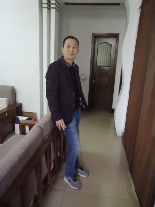 相亲相爱的第一张照片--宿迁相亲服务中心