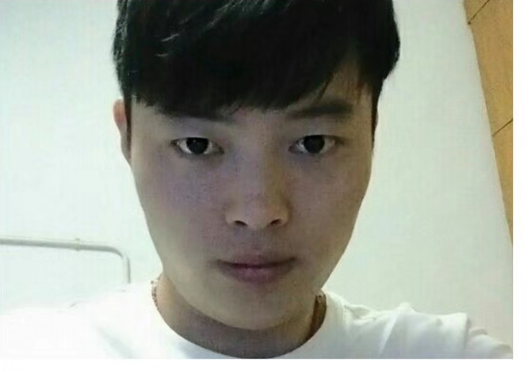 小张哥哥的第一张照片--宿迁相亲服务中心