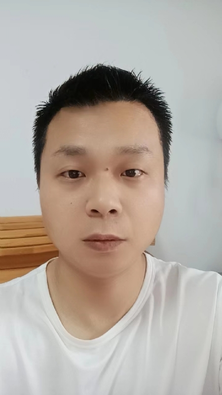 阳光的第一张照片--宿迁相亲服务中心