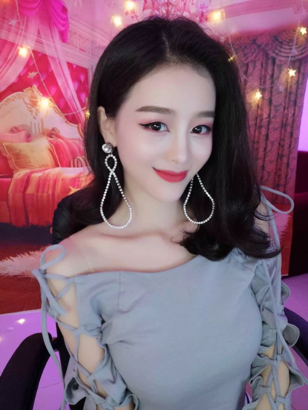 Cici的第三张照片--宿迁相亲服务中心