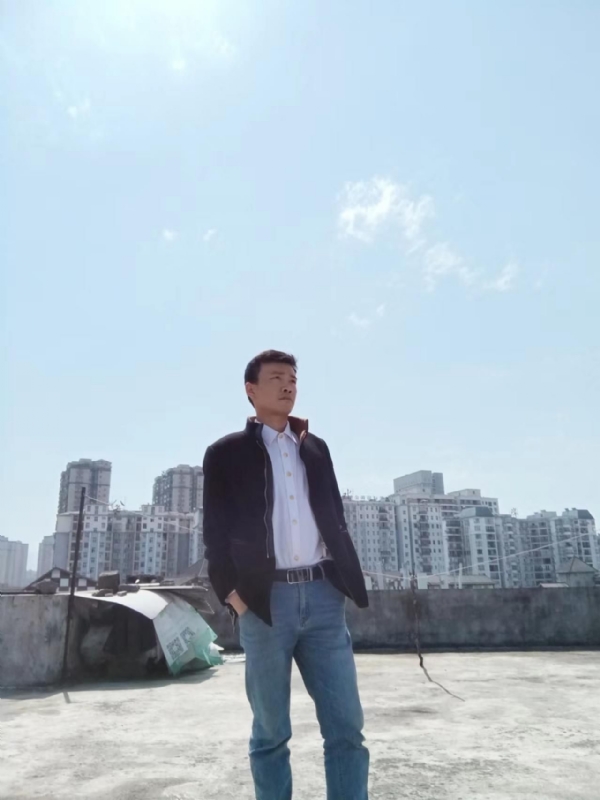 蓝色心情的第一张照片--宿迁相亲服务中心