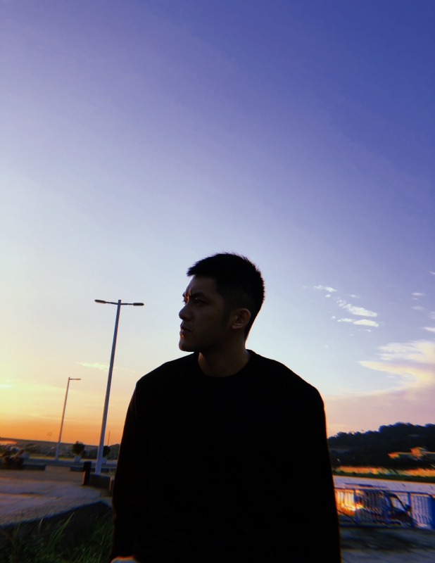 只抽半根煙的第二张照片--宿迁相亲服务中心