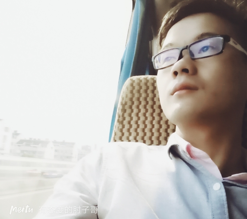 尹骏的第三张照片--宿迁相亲服务中心