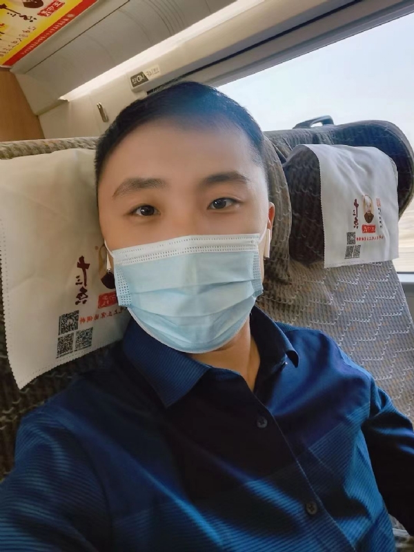 孤独的小屁猪的第二张照片--宿迁相亲服务中心