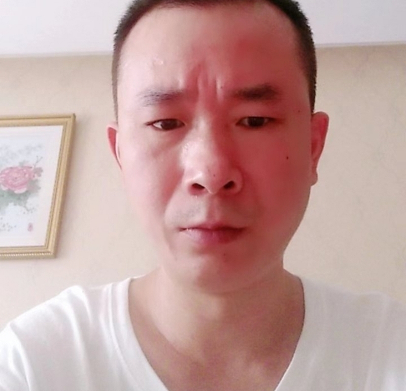 自由飞翔的第一张照片--宿迁相亲服务中心