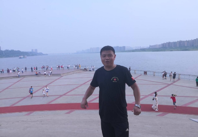 曾经心疼的我的第一张照片--宿迁相亲服务中心