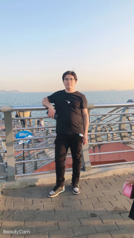 陆迅的第二张照片--宿迁相亲服务中心