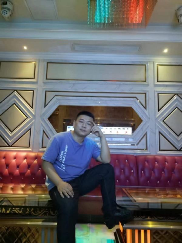 黄生的第四张照片--宿迁相亲服务中心