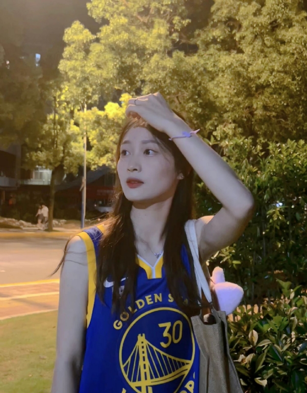 小趴菜的第三张照片--宿迁相亲服务中心