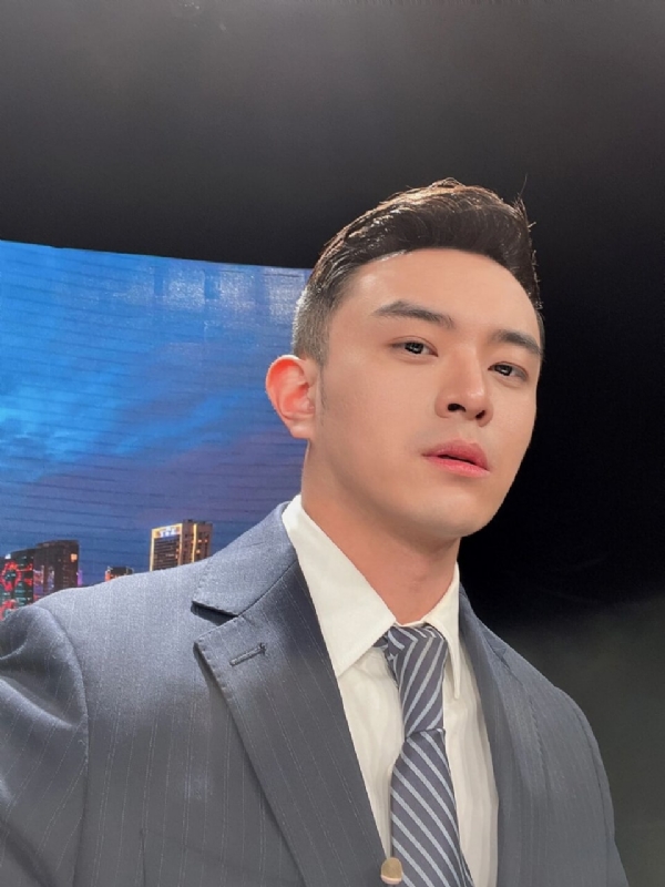 韩哥的第二张照片--宿迁相亲服务中心