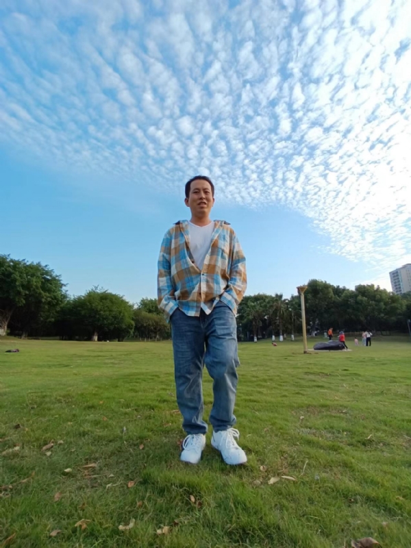 曹先生的第三张照片--宿迁相亲服务中心