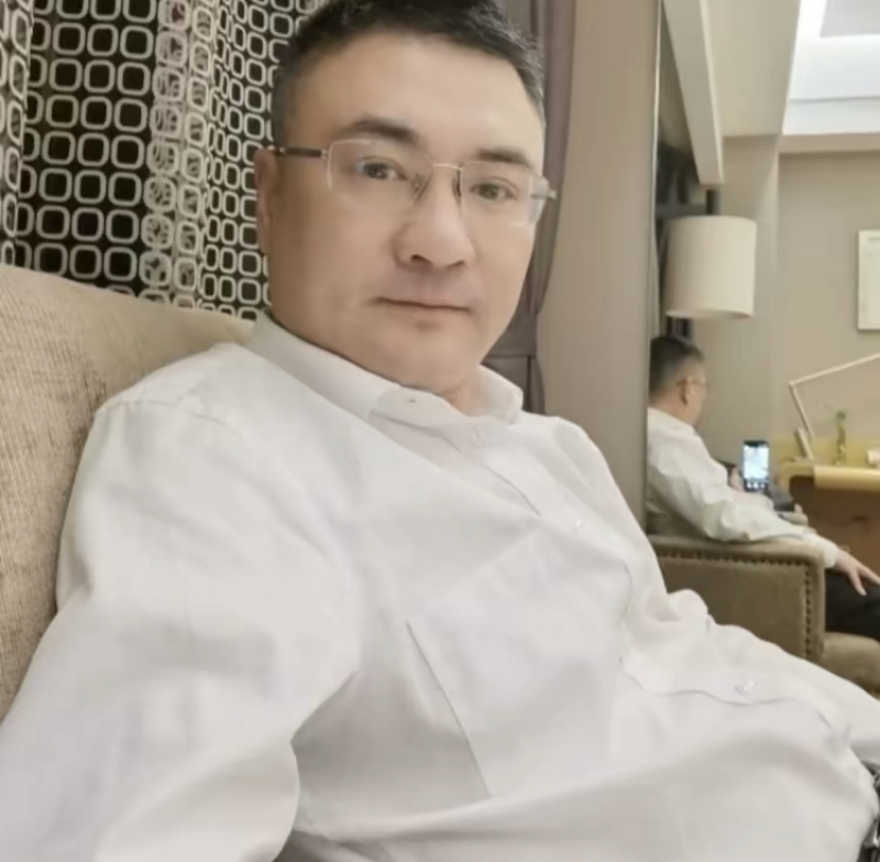 追逐的第二张照片--宿迁相亲服务中心