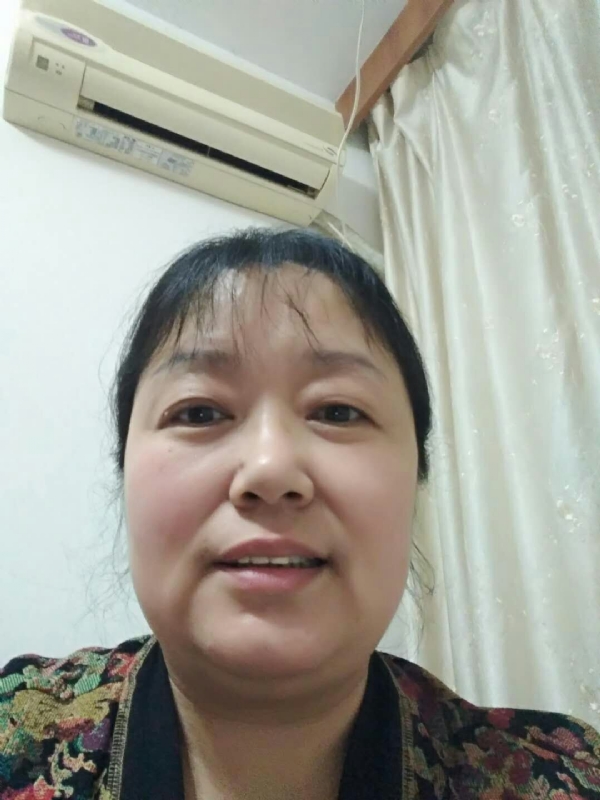 雨中漫步的第一张照片--宿迁相亲服务中心