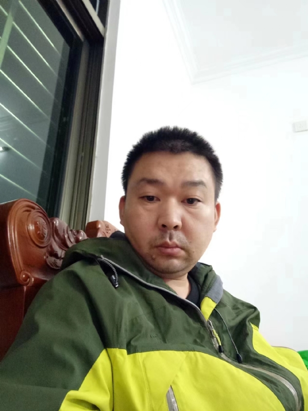 阿汤的第一张照片--宿迁相亲服务中心