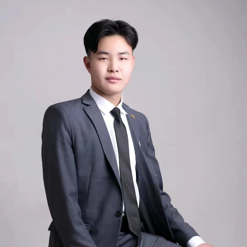 孤独的狼的第一张照片--宿迁相亲服务中心