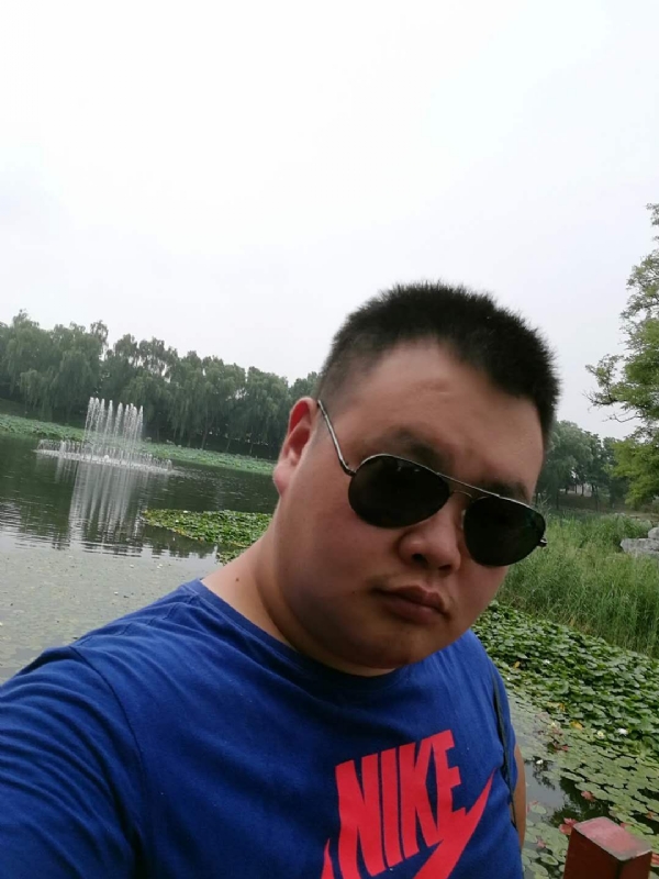 石头的第一张照片--宿迁相亲服务中心