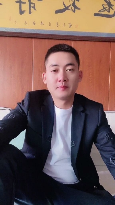 李泽胜的第一张照片--宿迁相亲服务中心