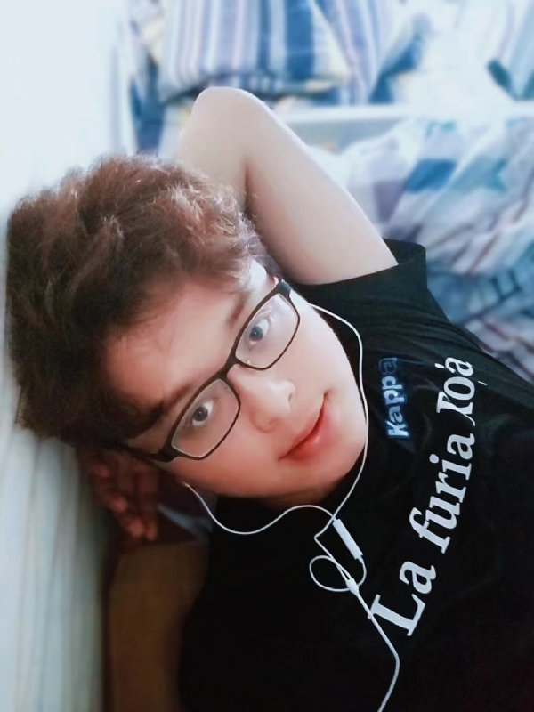 默铭芷的第一张照片--宿迁相亲服务中心