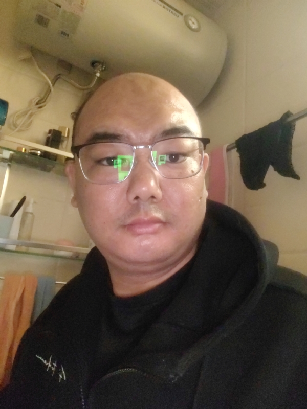 小胖子的第一张照片--宿迁相亲服务中心