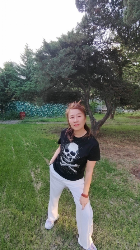 晚霞的第二张照片--宿迁相亲服务中心