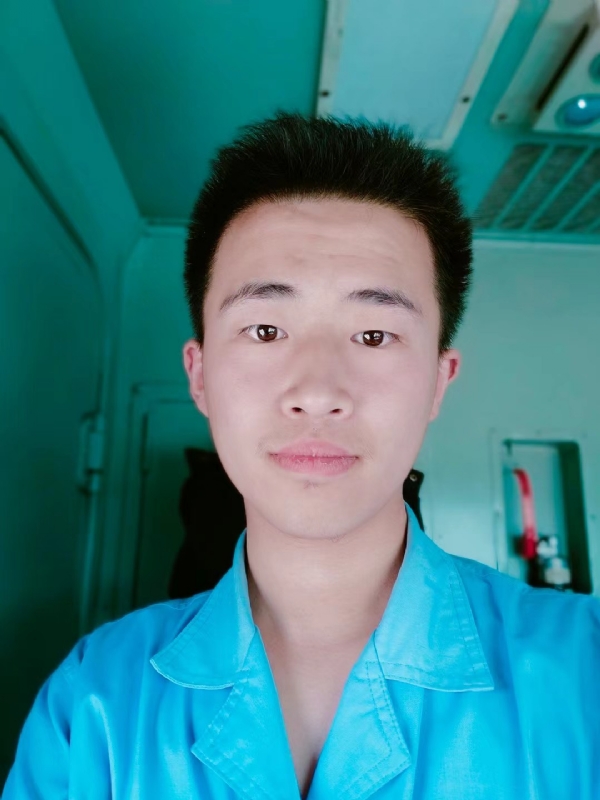 生而为人的第四张照片--宿迁相亲服务中心