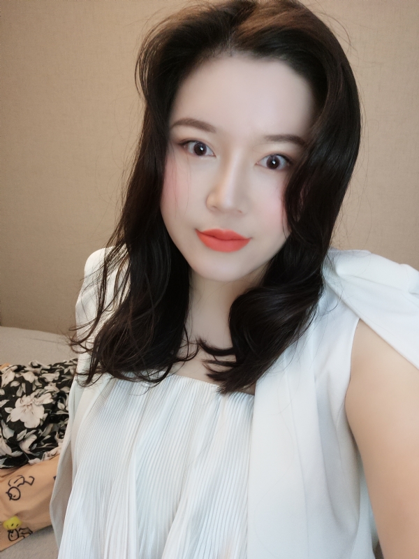 璐璐的第一张照片--宿迁相亲服务中心