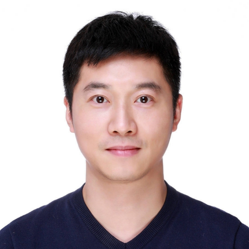 大手牵小手的第一张照片--宿迁相亲服务中心