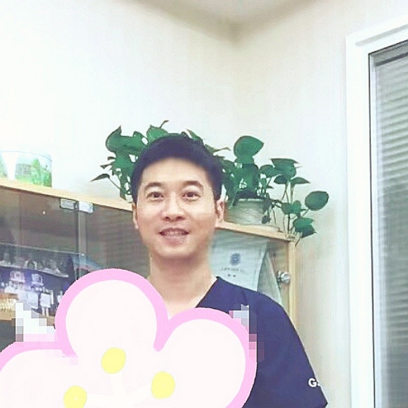 大手牵小手的第二张照片--宿迁相亲服务中心