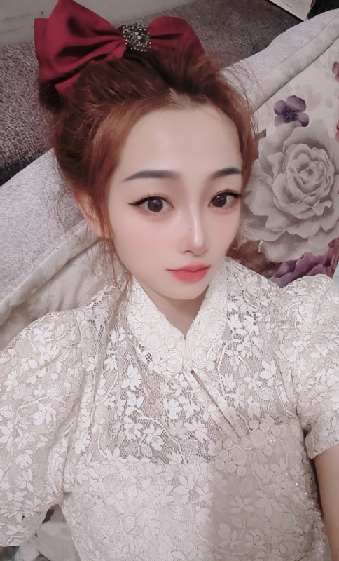 有缘千里来相会的第一张照片--宿迁相亲服务中心