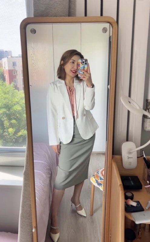 丽波的第三张照片--宿迁相亲服务中心