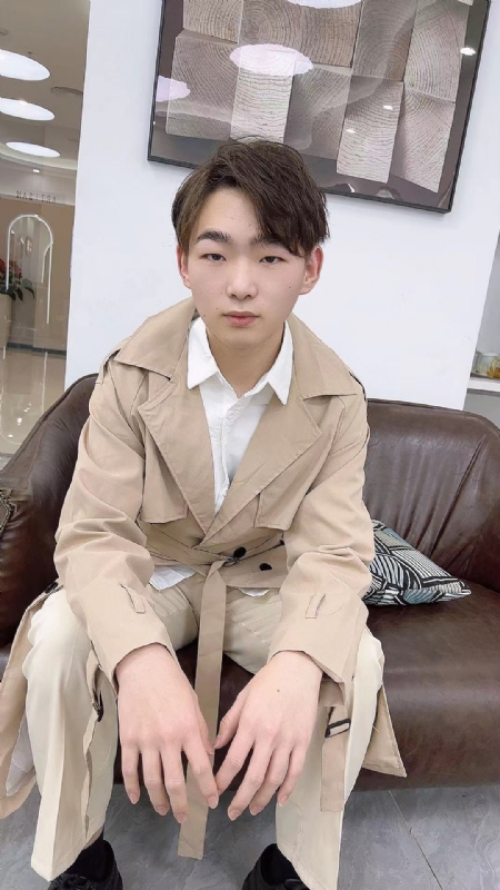 啊哲的第一张照片--宿迁相亲服务中心