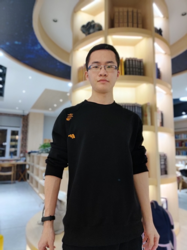 轩墨的第一张照片--宿迁相亲服务中心